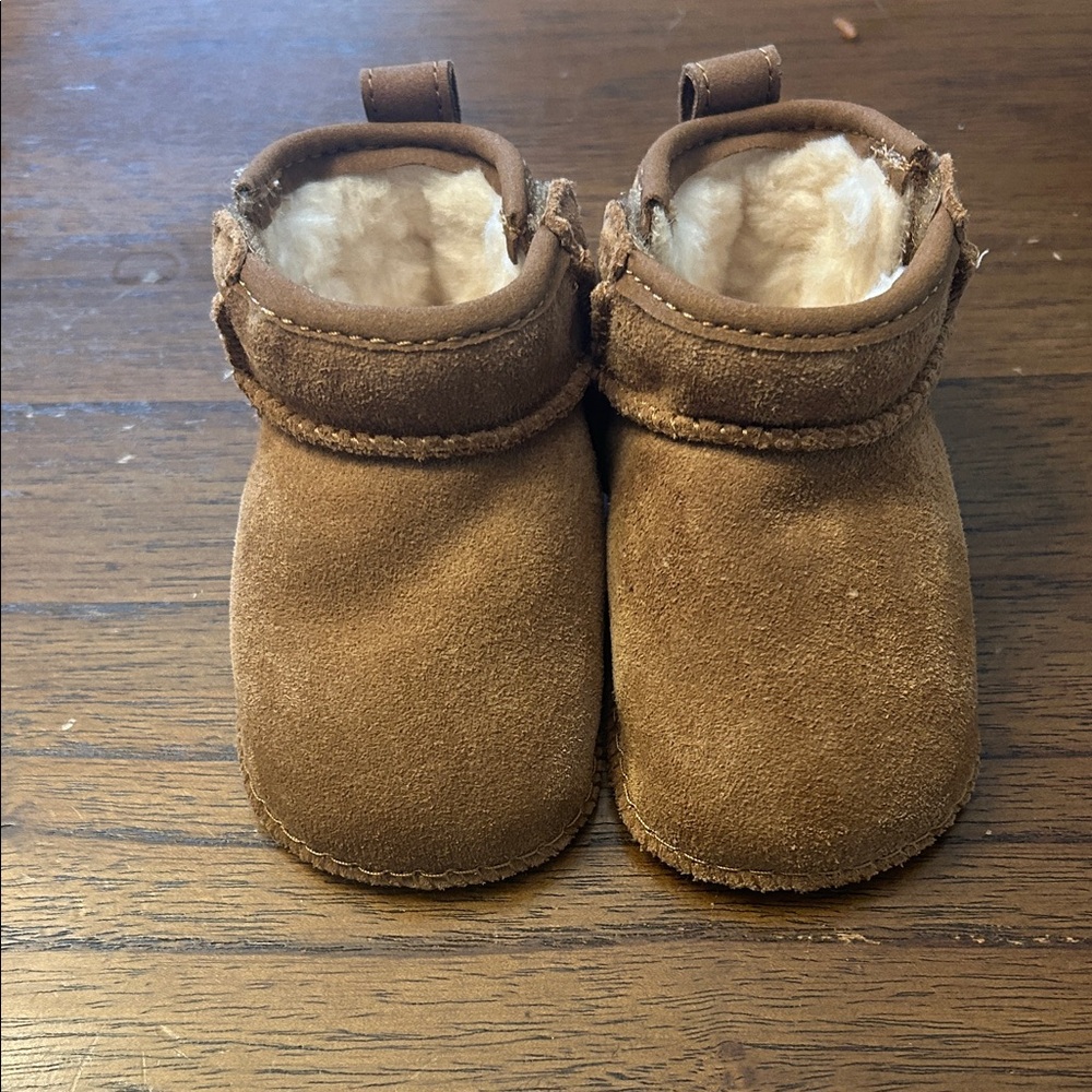 Baby UGG Classic Ultra Mini Boot